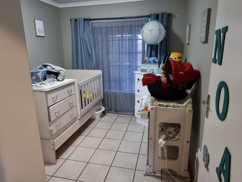 Two homes for the price of one. - Photo 10