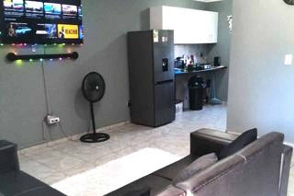 Apartment Rental Monthly In Moorreesburg - Photo 4