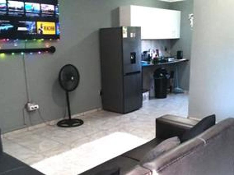 Apartment Rental Monthly In Moorreesburg - Photo 4