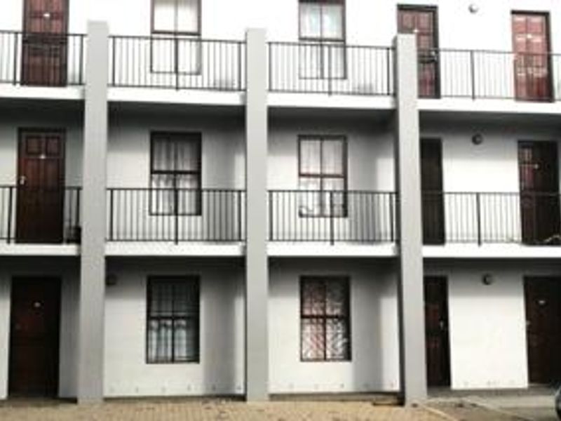 Apartment Rental Monthly In Moorreesburg - Photo 2