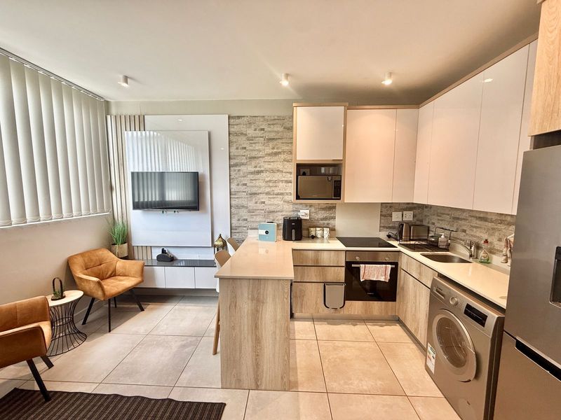 Fully Furnished 2 Bedroom | 1 Bathroom Apartment – Zimbali Lakes Boulevard Suites, Ballito - Photo 2