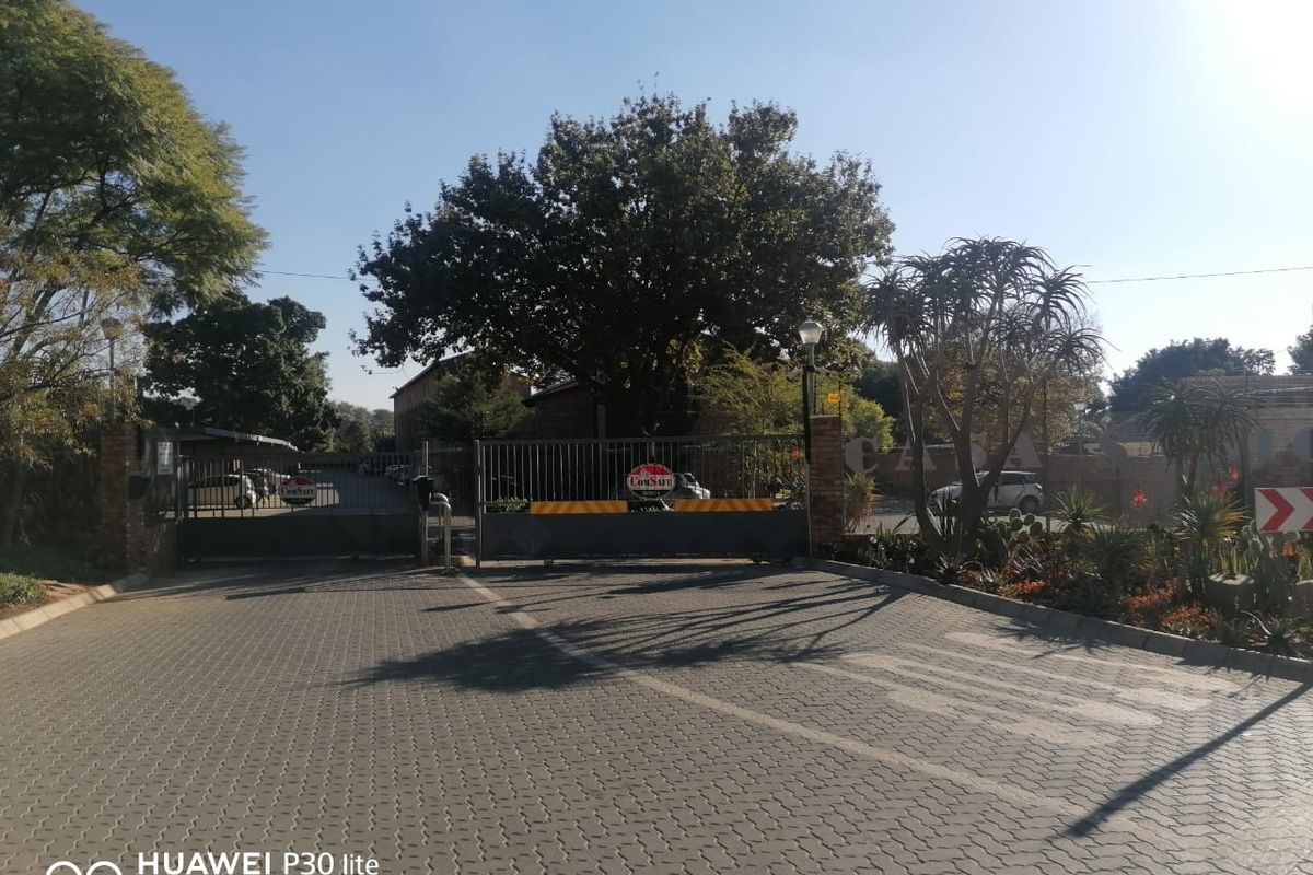 Apartment Rental Monthly In Pretoria - Photo 2