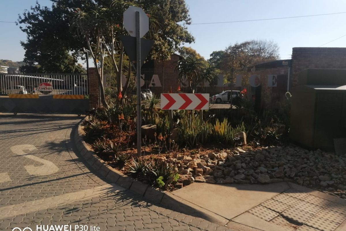 Apartment Rental Monthly In Pretoria - Photo 5