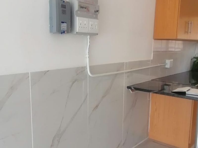 Modern 1-Bedroom Flat To Let - Photo 5