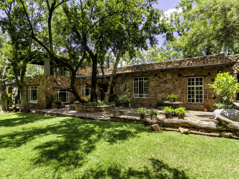 A unique lifestyle farm in a private game reserve - Photo 3