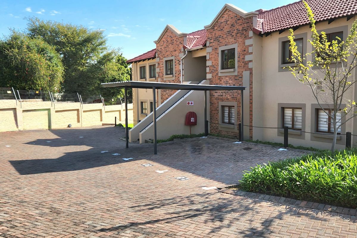 Lock - Up And Go - Photo 3