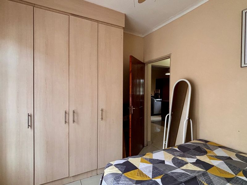 2 BEDROOM APARTMENT TO LET - Photo 10