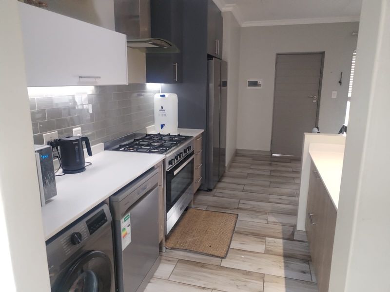 Luxury two- bedroom lifestyle apartment in Carlswald Midrand - Photo 7