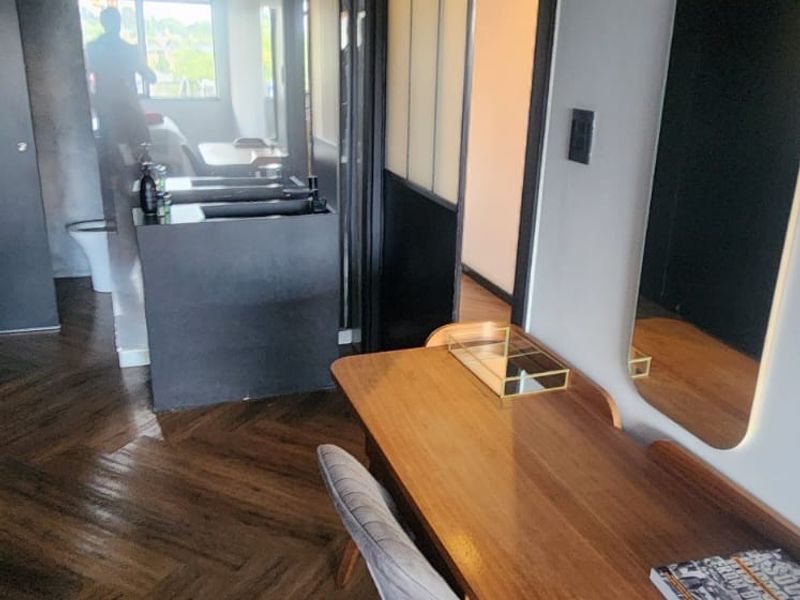 Modern Benmore gardens apartment - Photo 5