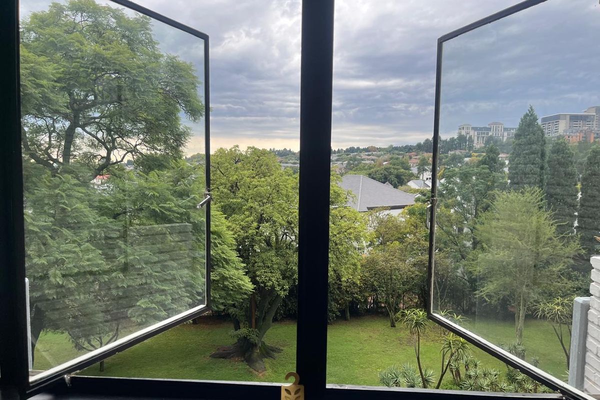 Modern Benmore gardens apartment - Photo 4