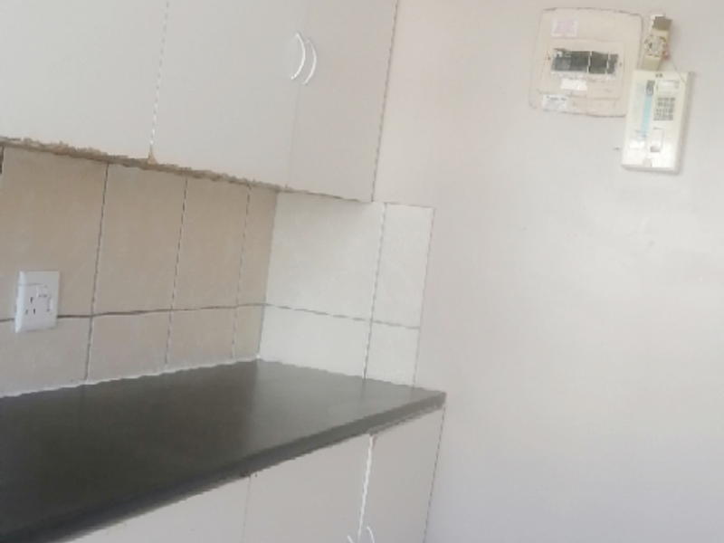 2 BED 1 BATH APARTMENT FOR SALE - Photo 10