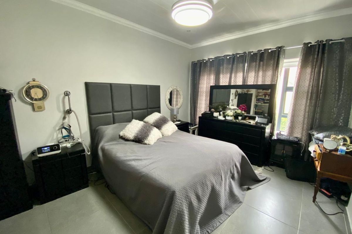 2 bedroom retirement unit to rent - Photo 5