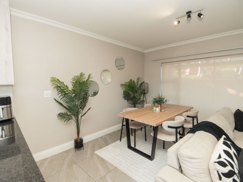 3 BED DUPLEX FOR SALE IN WESTERING - Photo 6