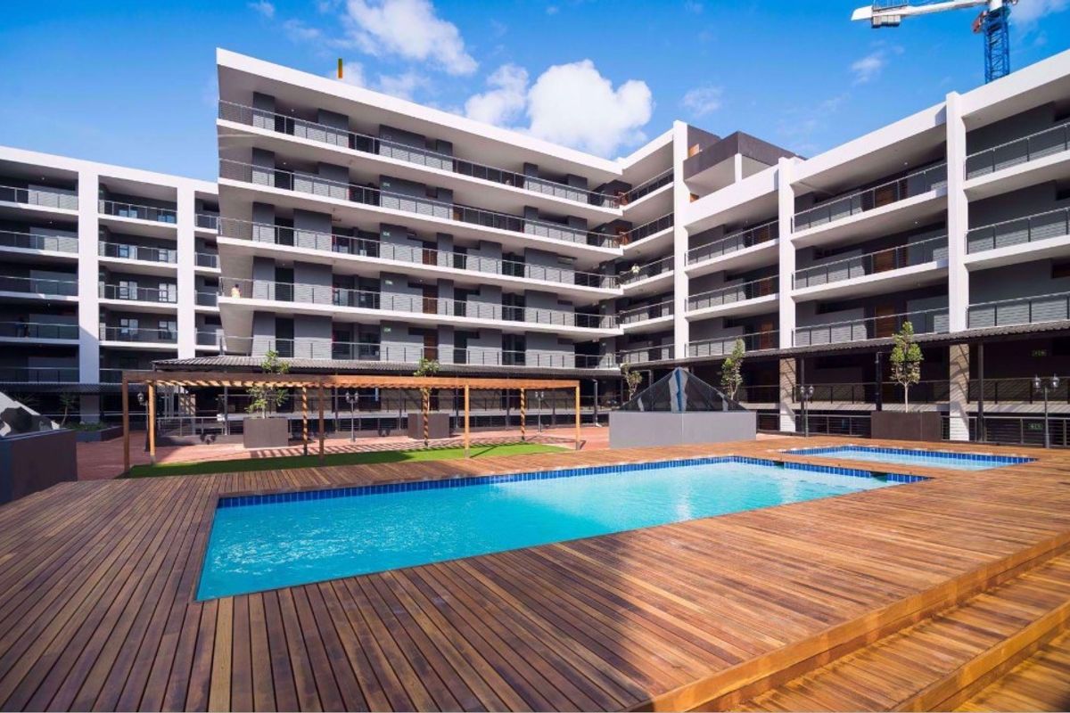 Furnished 2 Bedroom Apartment to let in Umhlanga - Photo 2