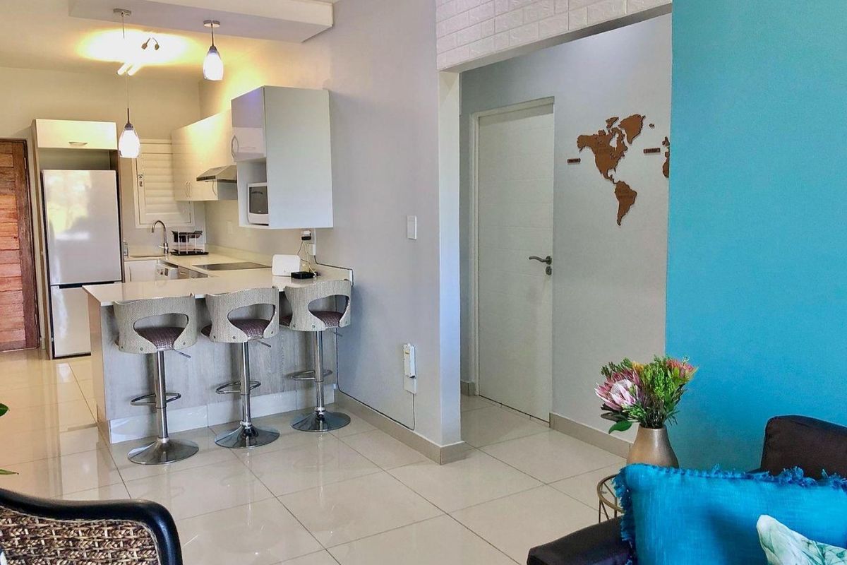 Furnished 2 Bedroom Apartment to let in Umhlanga - Photo 3
