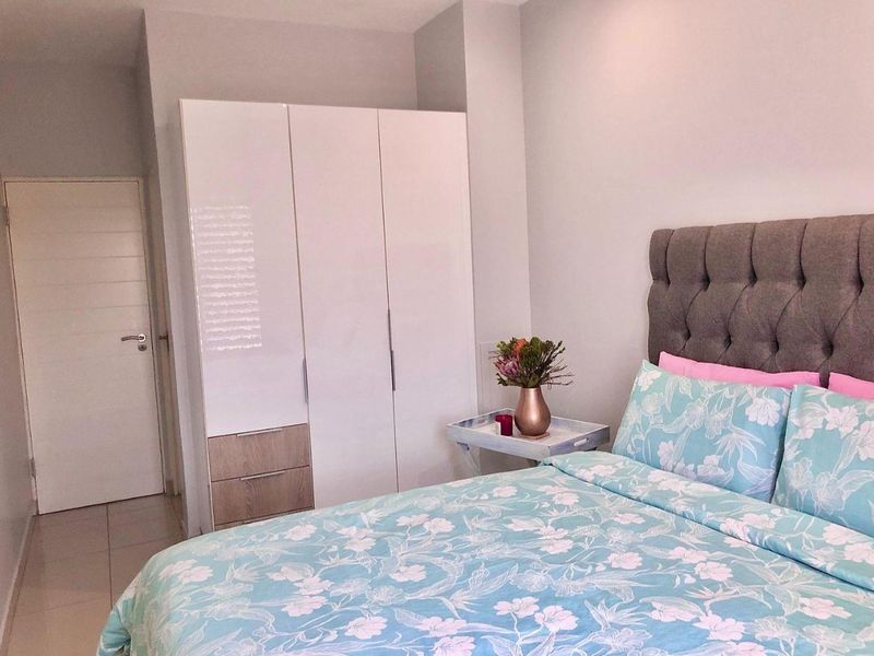 Furnished 2 Bedroom Apartment to let in Umhlanga - Photo 8