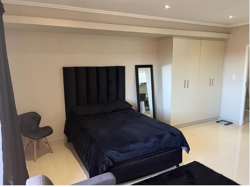 Studio Apartment to let in Umhlanga Ridge - Photo 4