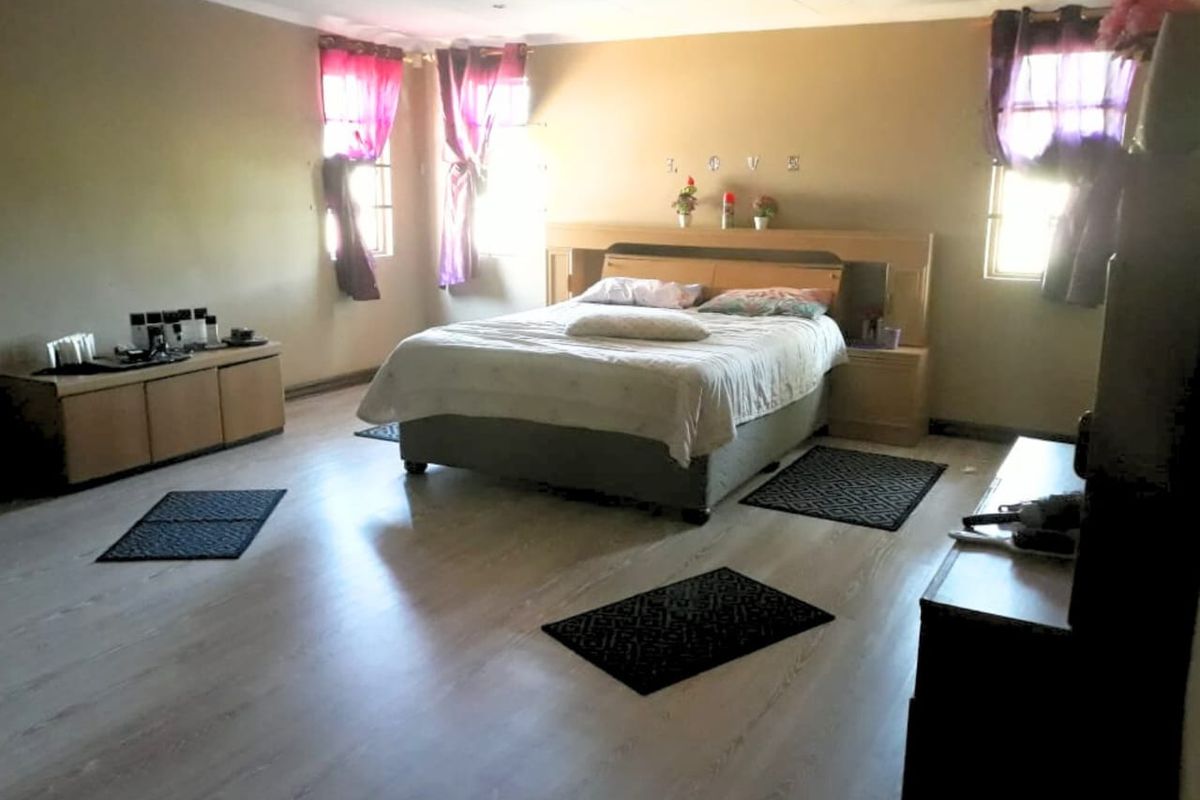 Peaceful 2.9ha Smallholding for Sale in Groenkloof, Mooinooi – Perfect Country Living - Photo 5
