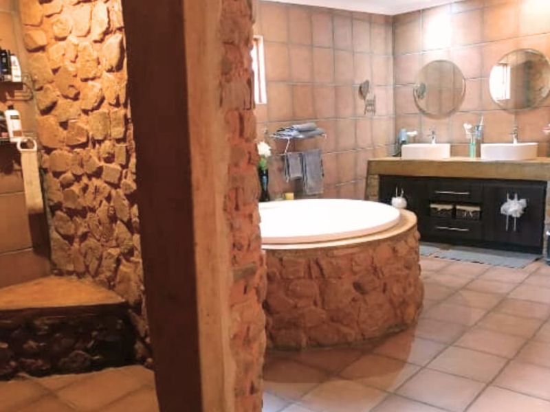 Peaceful 2.9ha Smallholding for Sale in Groenkloof, Mooinooi – Perfect Country Living - Photo 3