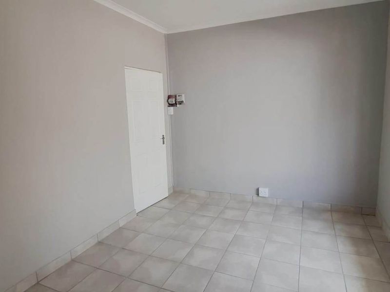 SPRINGFIELD ROOMS IN SHARED HOUSE FOR RENT - Photo 5