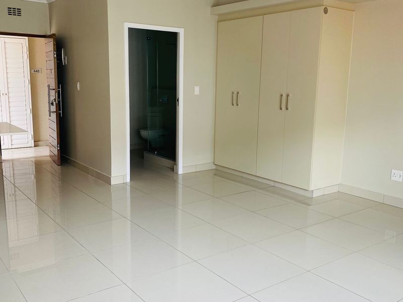 Studio Apartment To Let - Photo 5