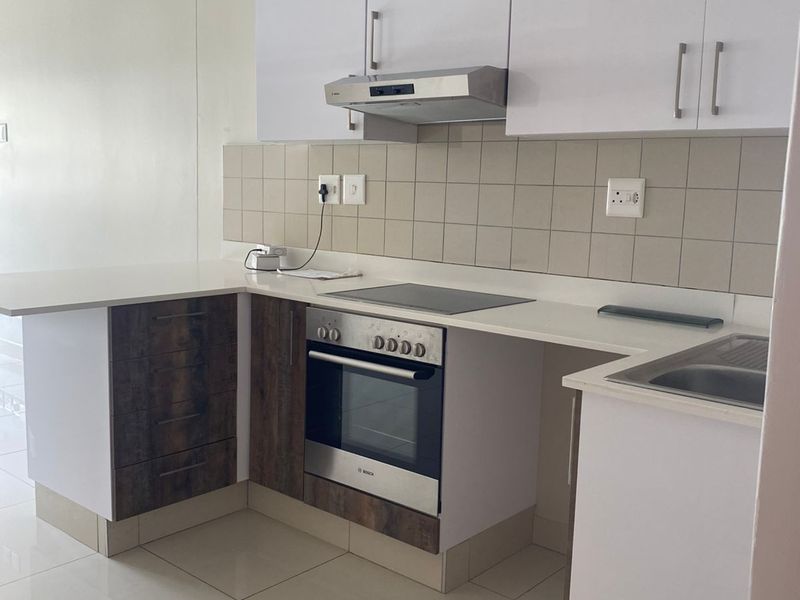 Studio Apartment To Let - Photo 2