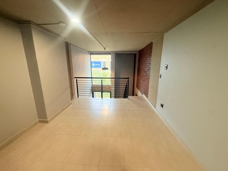 Modern 2-Bedroom, 2-Bathroom Loft Apartment | The Onyx, Umhlanga Ridge - Photo 7