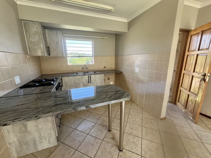 2 Bedroom House to Let in Stonehenge - Photo 4