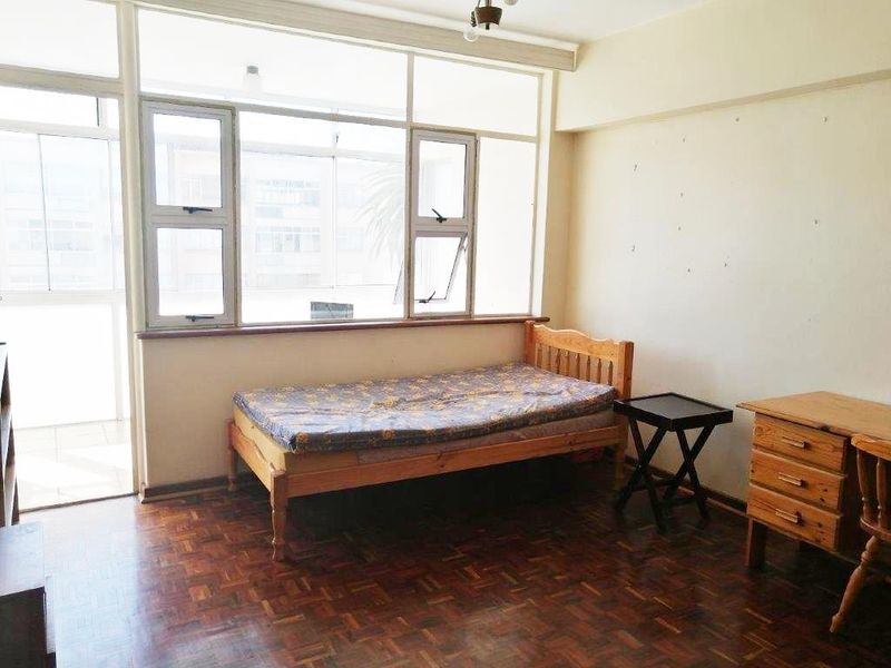 HUMEWOOD 4 BED 2 BATH APARTMENT WITH GARAGE FOR SALE - Photo 9