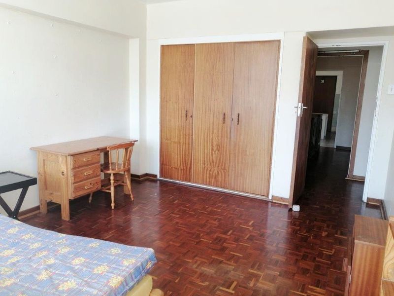 HUMEWOOD 4 BED 2 BATH APARTMENT WITH GARAGE FOR SALE - Photo 10