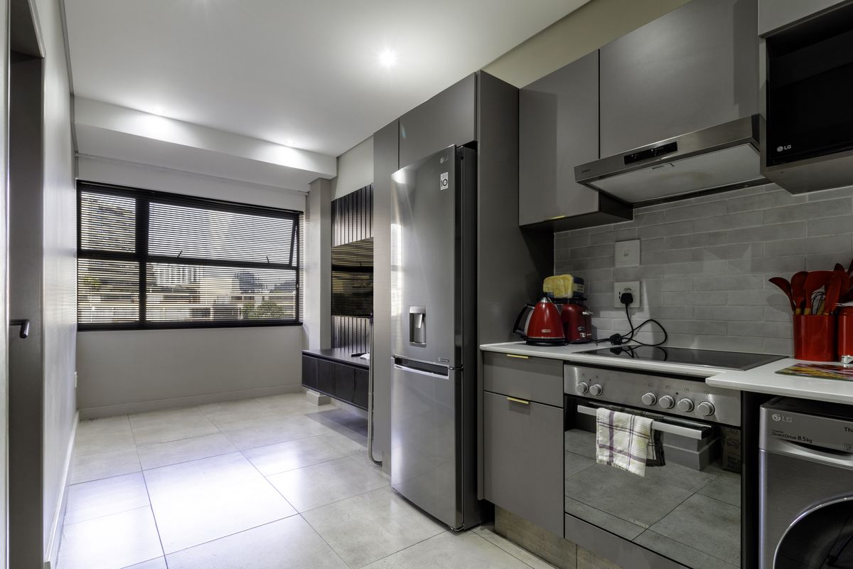 Stylish 1-Bedroom Apartment in Iconic BlackBrick 2, Sandton - Photo 3