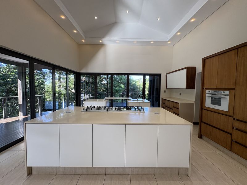 LUXURY ESTATE LIVING. - Photo 6