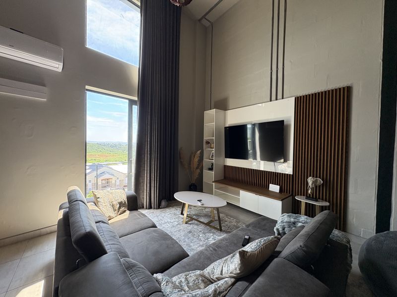 LUXURY MODERN LIVING. - Photo 6