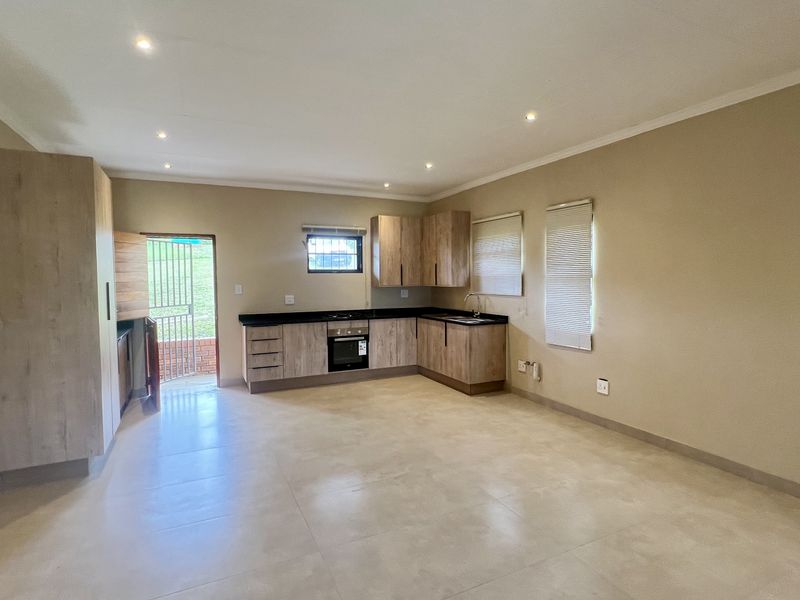 Modern 1 Bedroom Apartment To let - Photo 5