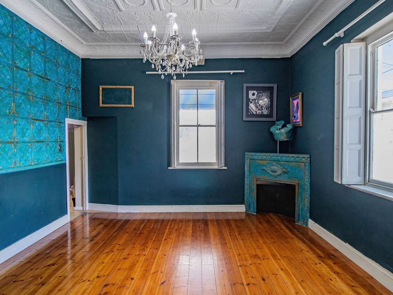 Charming Victorian-Style Home with Cottage, Borehole & Excellent Security - Photo 5