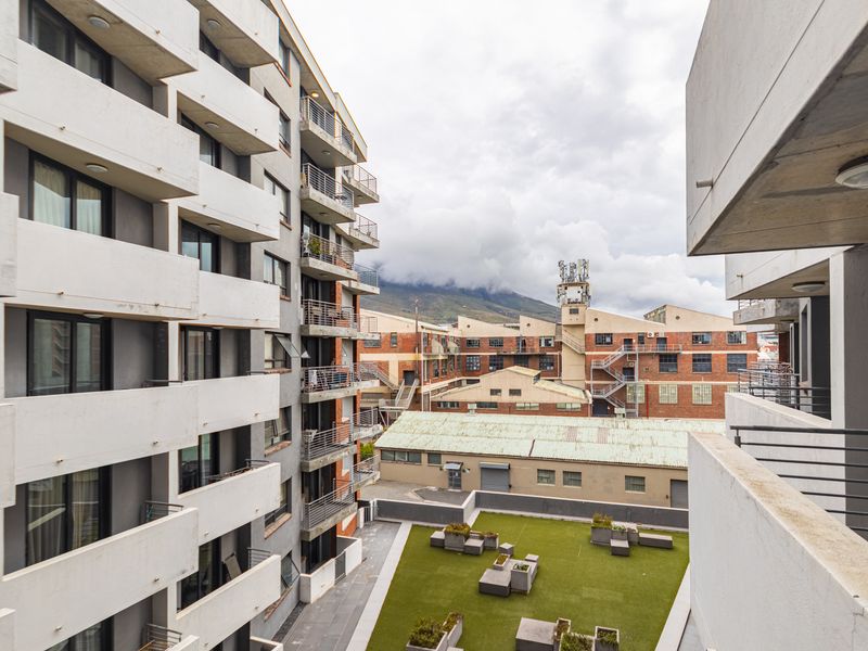 STUDIO APARTMENT INVESTORS PARADISE - Photo 10