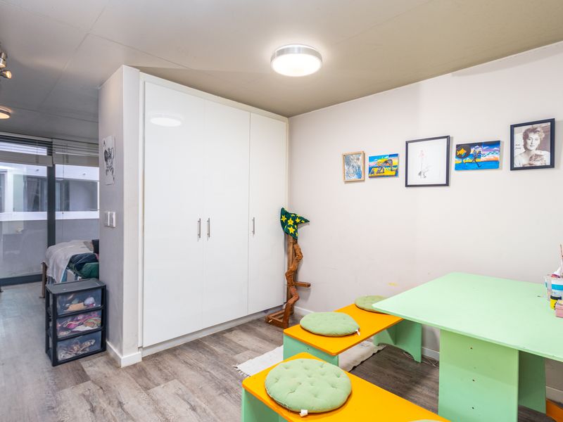 STUDIO APARTMENT INVESTORS PARADISE - Photo 4