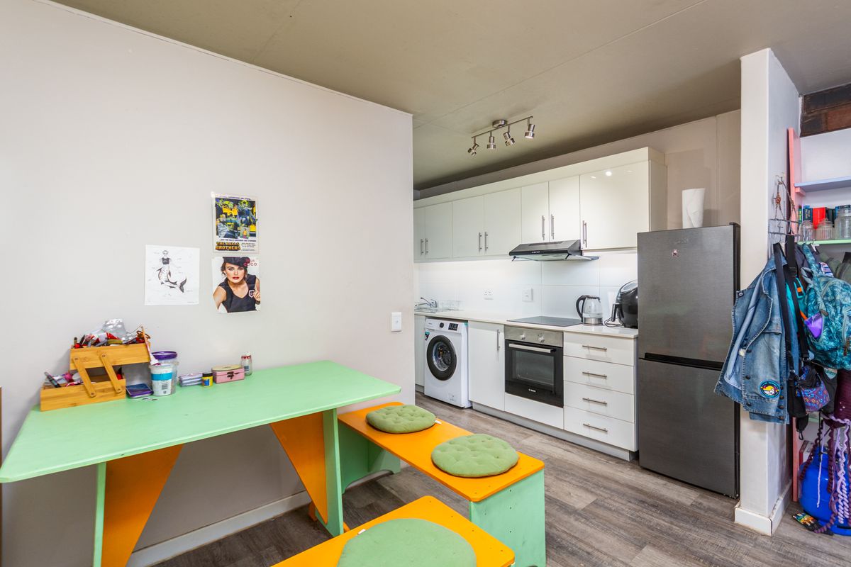 STUDIO APARTMENT INVESTORS PARADISE - Photo 5