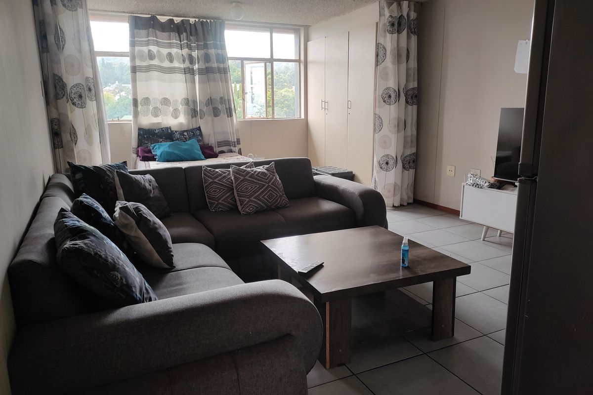 Flat For Sale In Pretoria - Photo 5