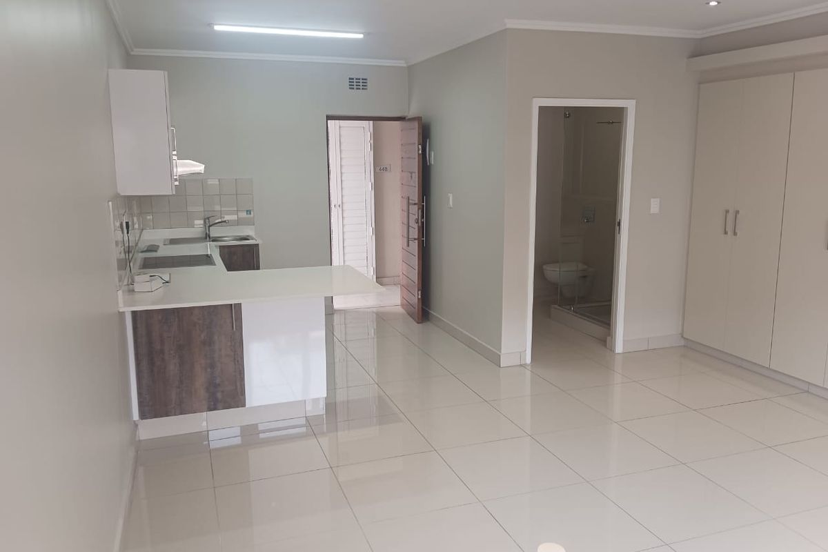Modern Studio in Umhlanga Ridge - Photo 3