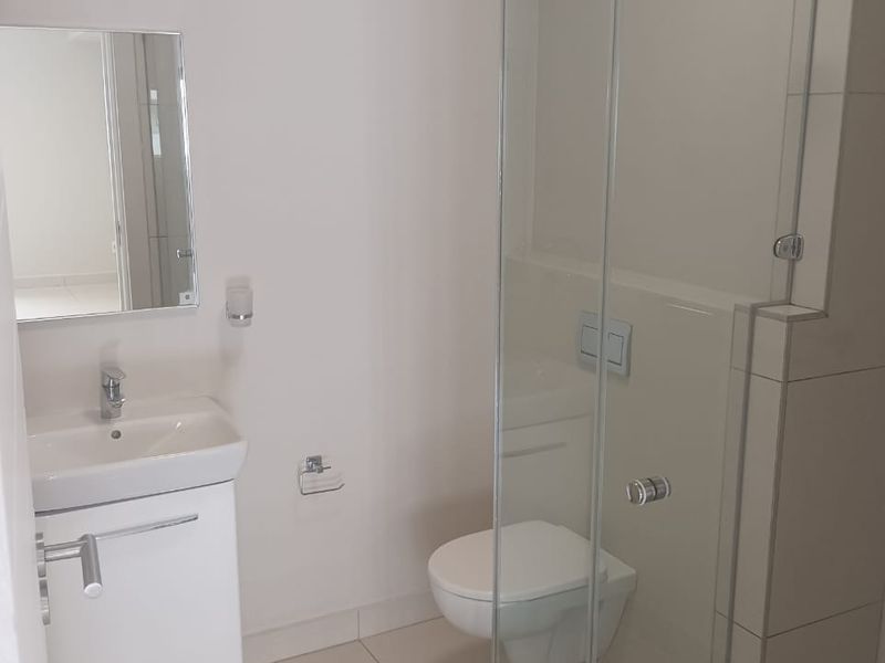 Modern Studio in Umhlanga Ridge - Photo 9