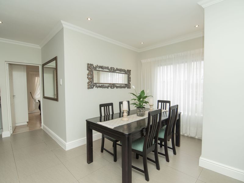 Stunning Modern Unit in Secure Estate - Photo 8