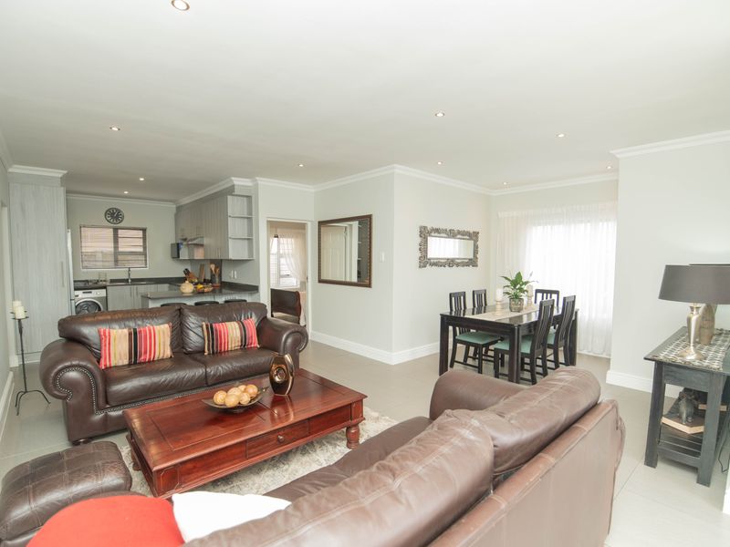 Stunning Modern Unit in Secure Estate - Photo 6