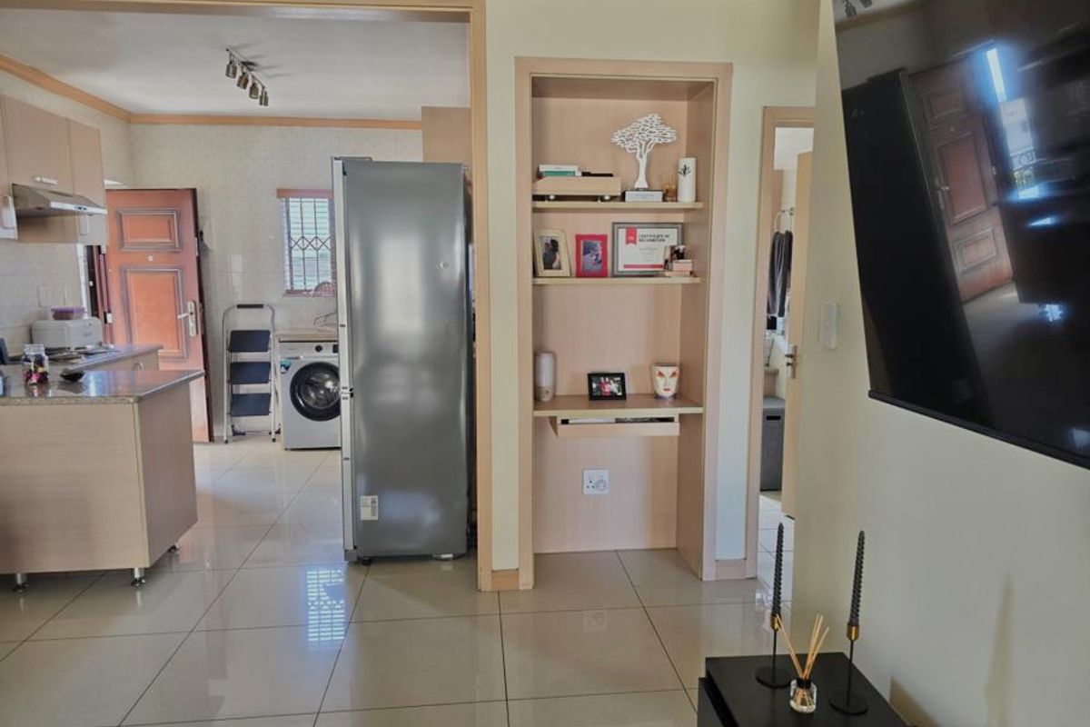 2 bedroom upmarket apartment for rent. - Photo 4