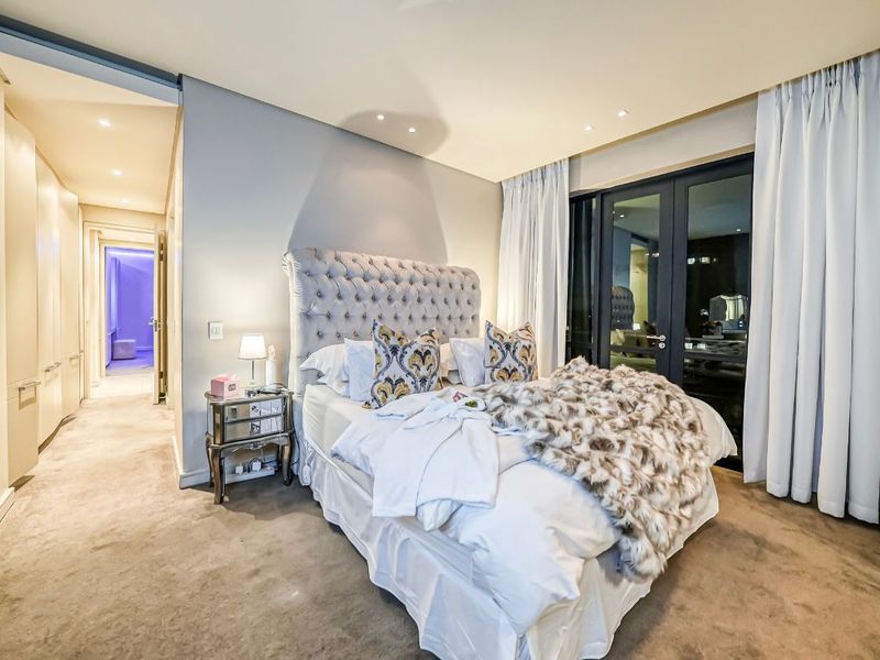 Luxury Fully Furnished 2-Bedroom Apartment – Sandton Emperor (7th Floor) Size: 162 sqm - Photo 8