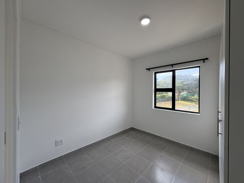 STUNNING UNIT IN SHEFFIELD BEACH - Photo 8