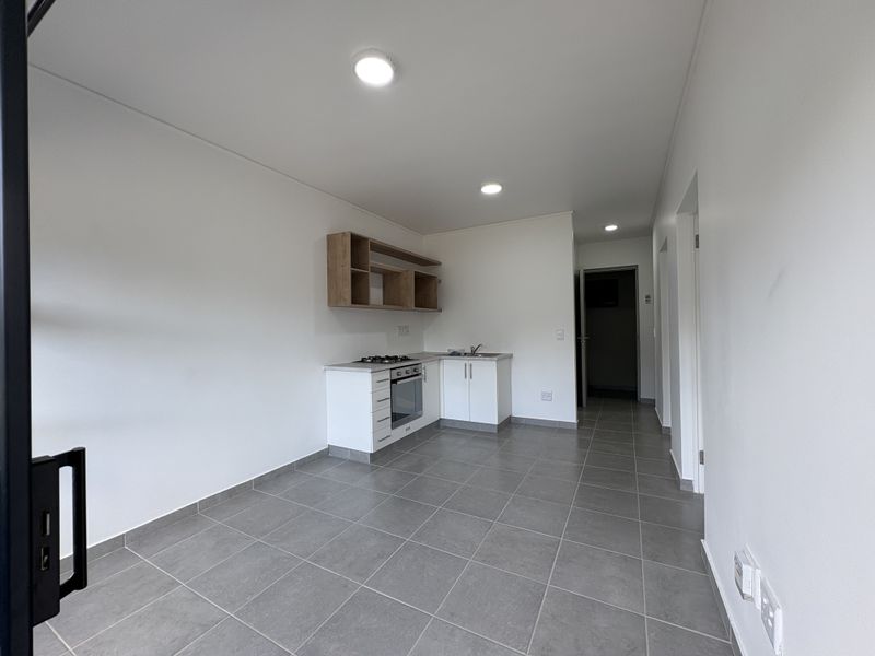 STUNNING UNIT IN SHEFFIELD BEACH - Photo 3