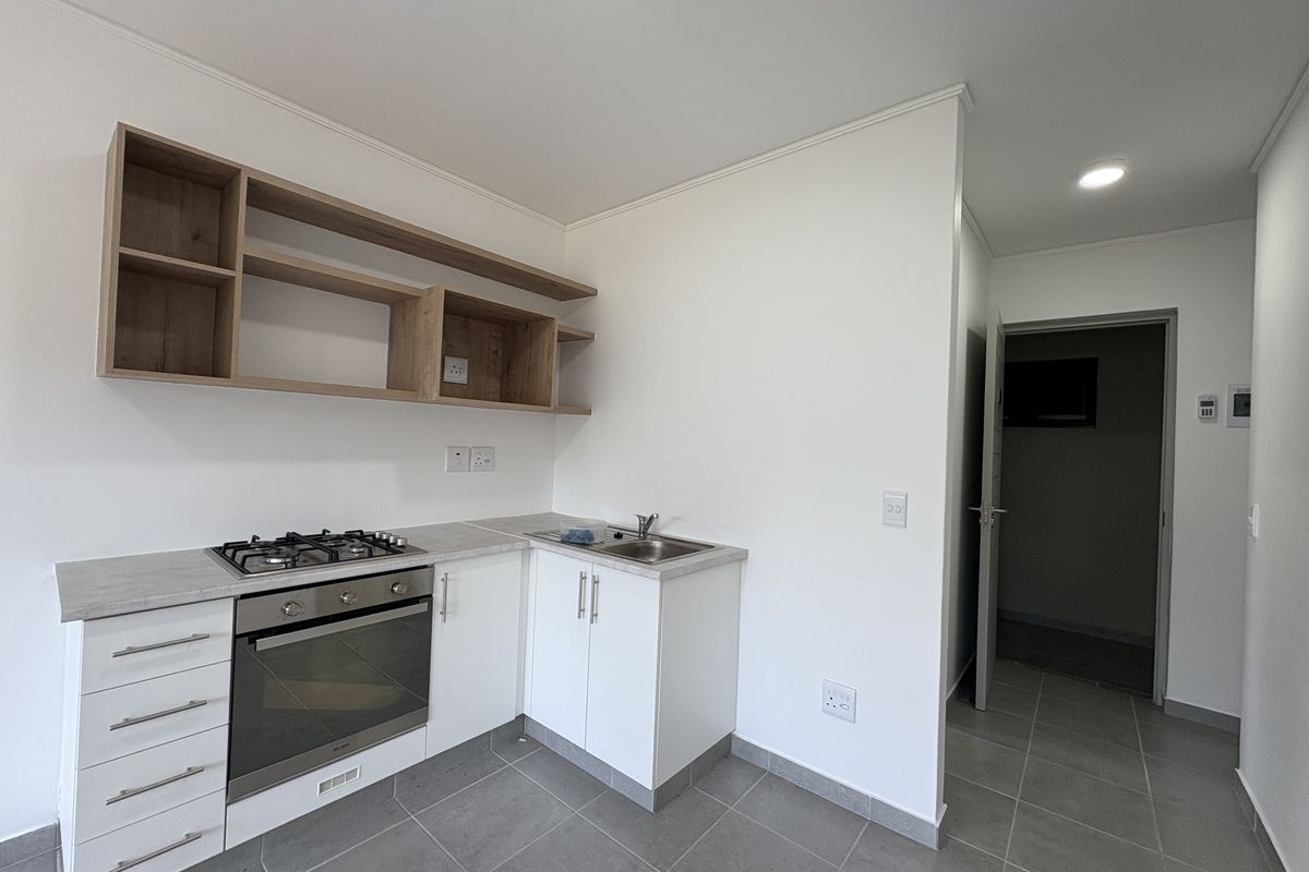 STUNNING UNIT IN SHEFFIELD BEACH - Photo 2