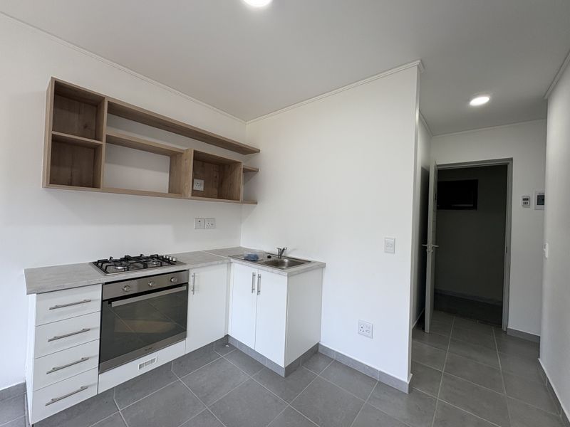 STUNNING UNIT IN SHEFFIELD BEACH - Photo 2