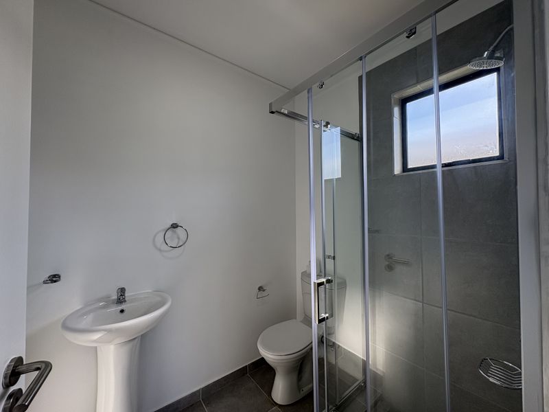 STUNNING UNIT IN SHEFFIELD BEACH - Photo 5